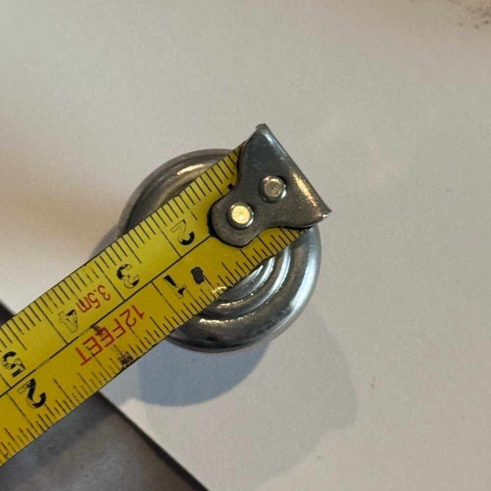 ☀️Set of Silver Cabinet Knobs- 5 - Picture 4 of 4